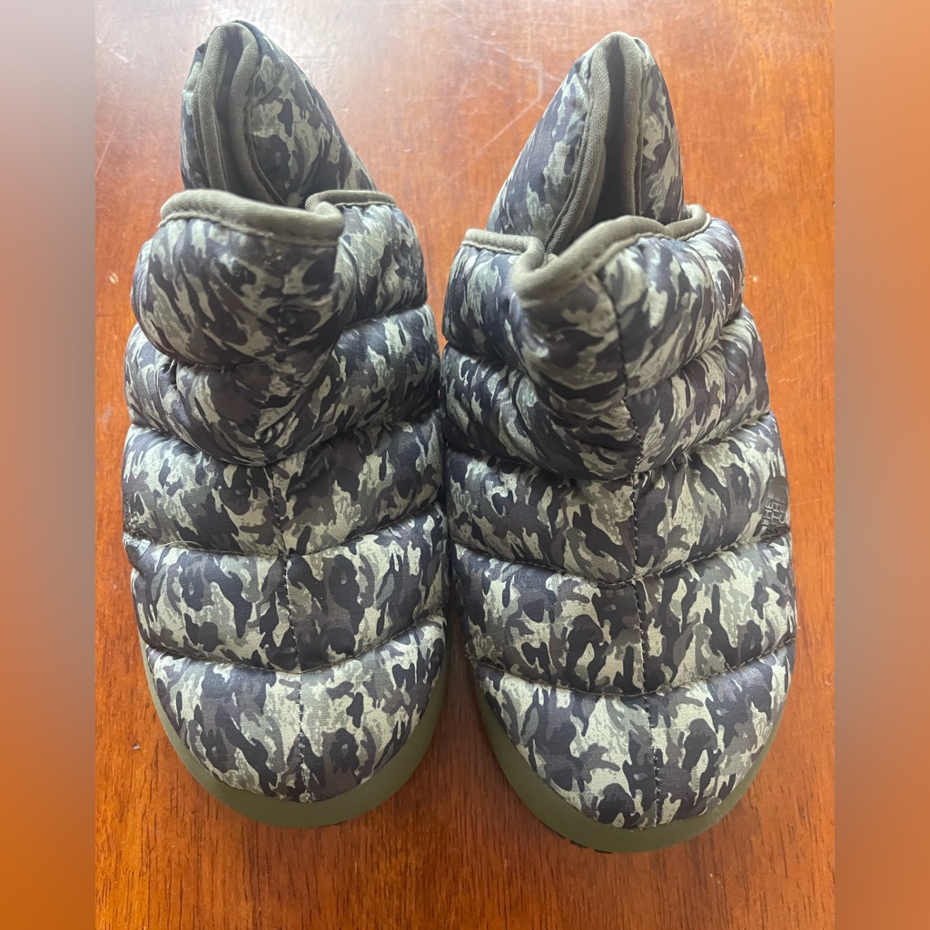Vguc The North Face Camouflage Thermoball Traction Slippers Youth Sz 13